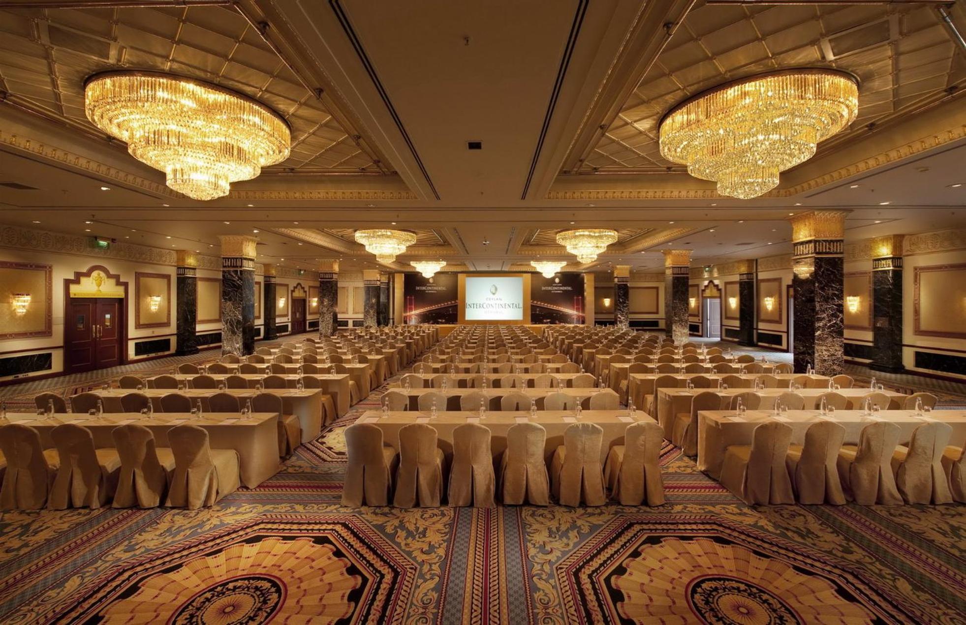 Отель Intercontinental By Ihg 5*